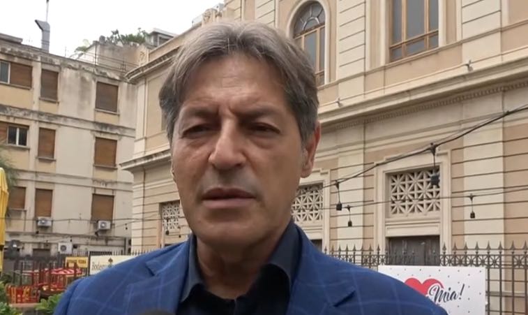 Un primo piano di Sandro Santoro
