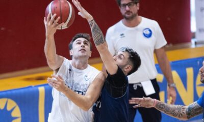 Foto ufficiale della Pallacanestro Cantù sull'allenamento per la Valtellina Summer League.