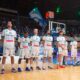 La squadra canturina durante l'esecuzione dell'inno nazionale in Cantù-Brindisi