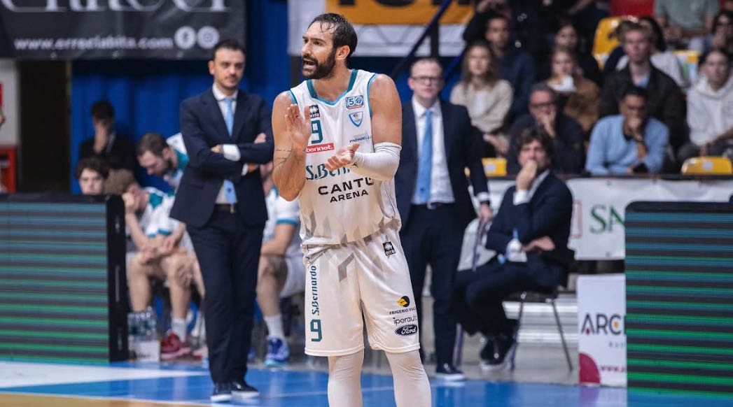 Cantù in azione